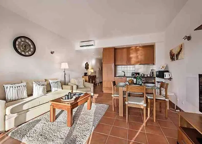 Lovely 1 Bedroom In With Pool Lagos
