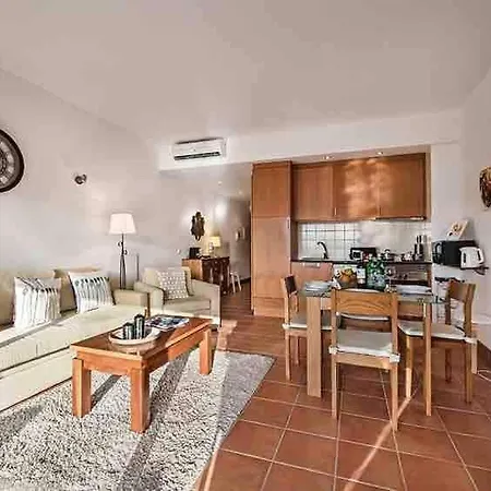 Lovely 1 Bedroom In With Pool 拉哥斯