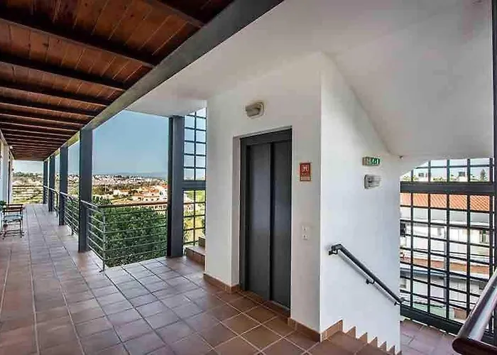 Apartamento Lovely 1 Bedroom In With Pool Lagos