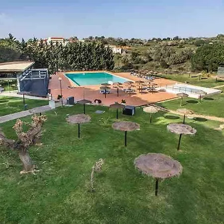 Lovely 1 Bedroom In With Pool لاغوس